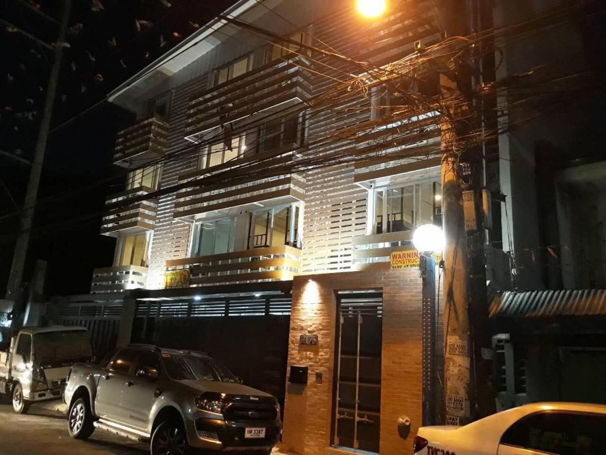 Burgos Hub Hostel Pasay Ngoại thất bức ảnh
