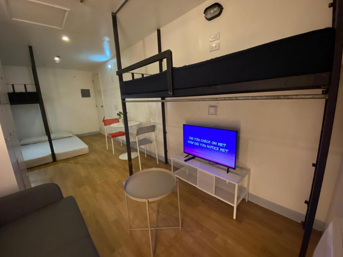 Burgos Hub Hostel Pasay Ngoại thất bức ảnh