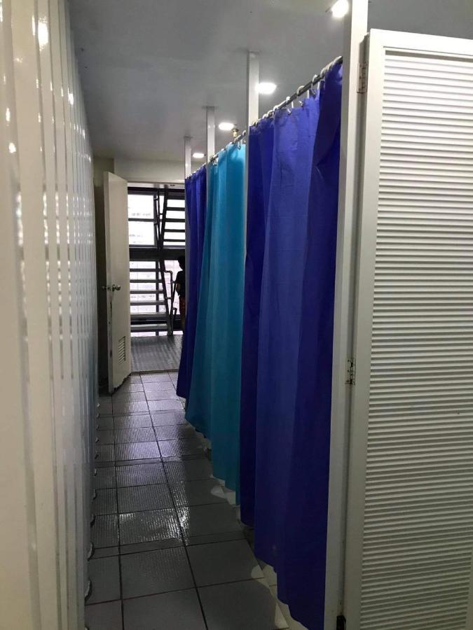 Burgos Hub Hostel Pasay Ngoại thất bức ảnh
