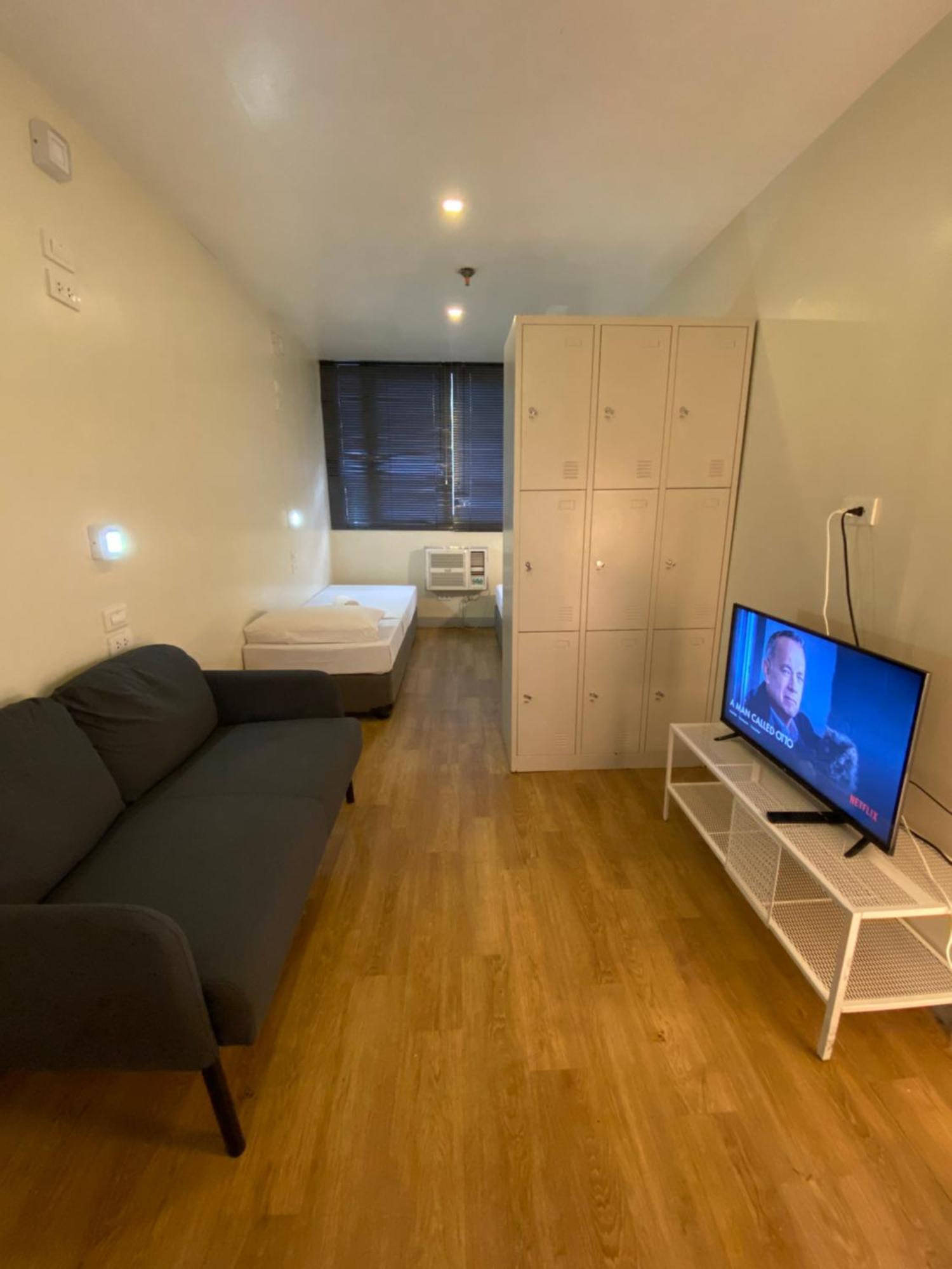 Burgos Hub Hostel Pasay Ngoại thất bức ảnh