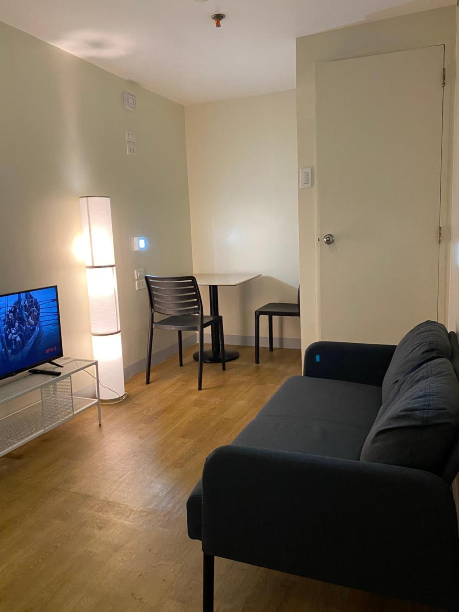 Burgos Hub Hostel Pasay Ngoại thất bức ảnh